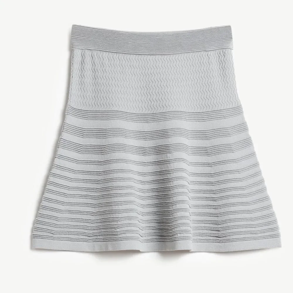 Yargici Textured Knitted Women's Skirt in a grayish blue Size 4